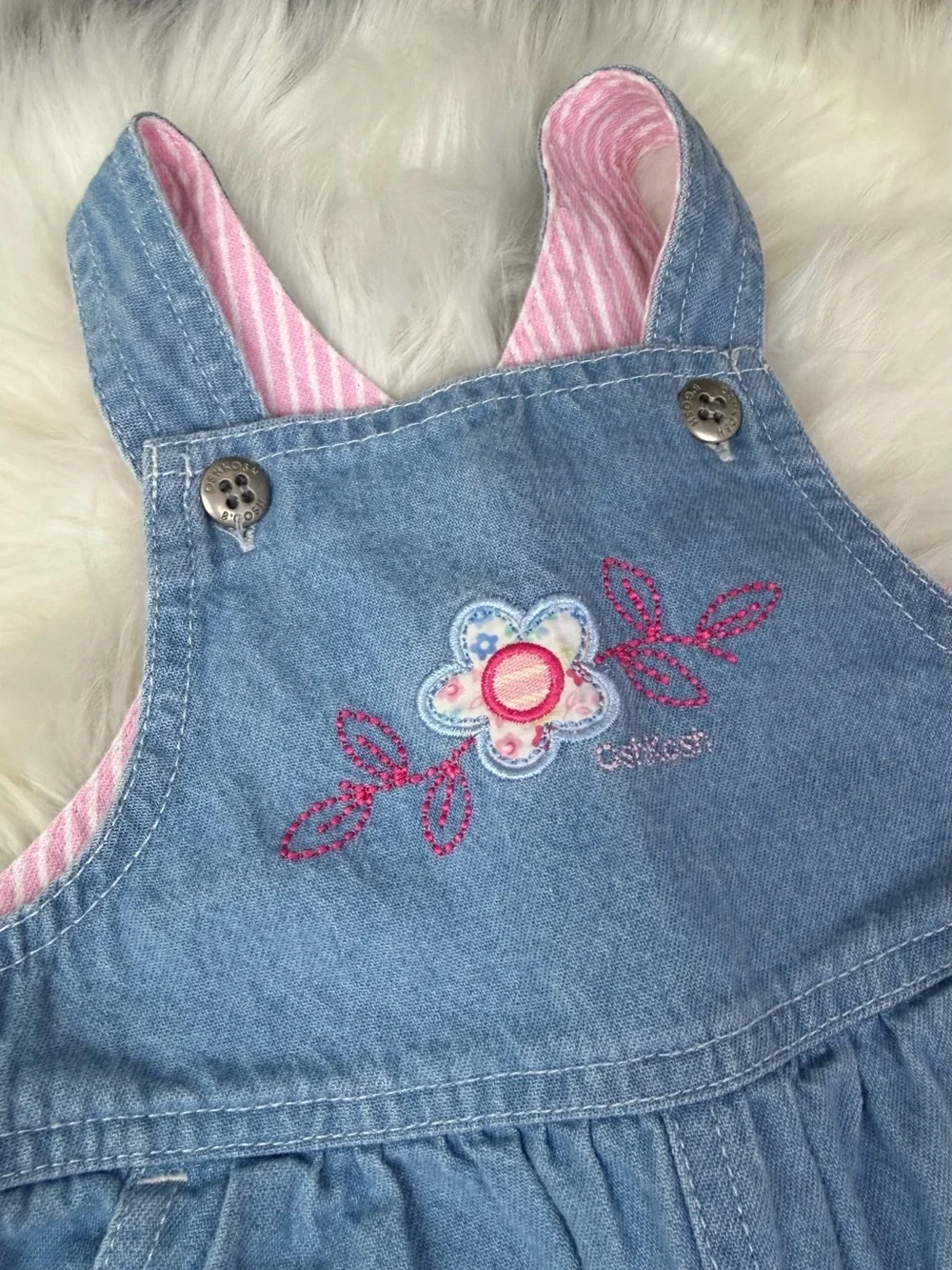 Oshkosh Baby Vintage Y2K Flower Embroidered Girls Overalls Size 3-6 Months